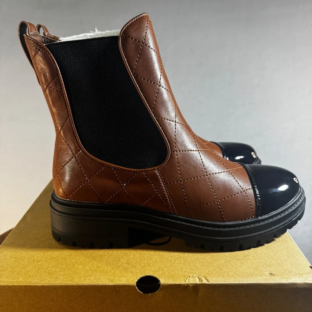 Coutgo Quilted Chelsea Boots Brown Black Patent Cap Toe Lug Sole Size 7.5 NEW‎